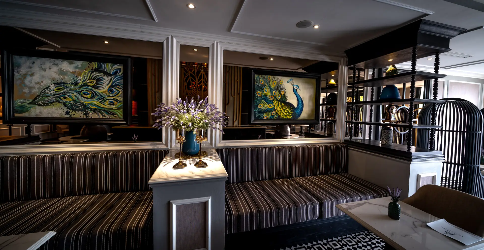 A Merovella Grand Hotel elegáns belső tere